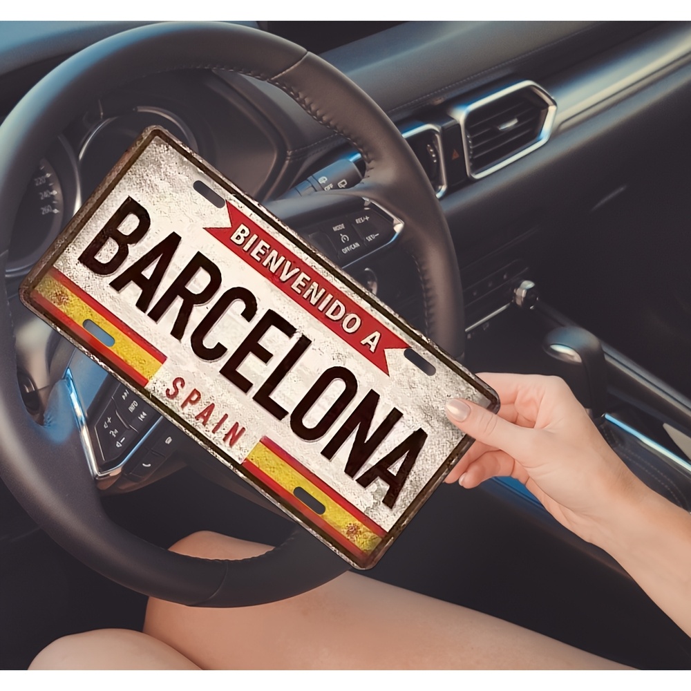 Home Barcelona - ヴィンテージ「スペイン、バルセロナへようこそ」メタルサイン - スペイン国旗の色をあしらったバルセロナナンバープレートデザイン - ガレージ、自宅、オフィス用